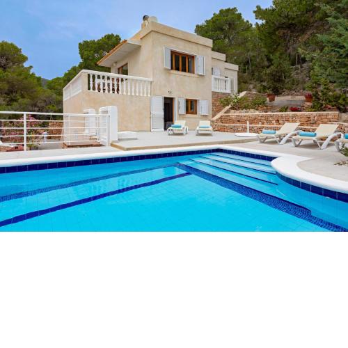 Villa in Ibiza Town, sleeps 6 - Can Damia