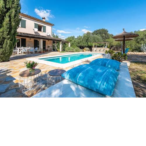 Villa in Inca Sleeps 8 includes Swimming pool Air Con and WiFi