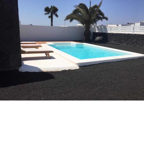 Villa in Playa Blanca Sleeps 4 includes Air Con and WiFi 7