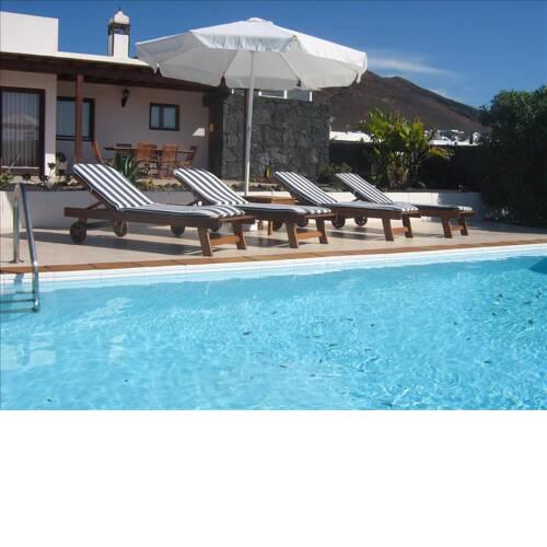 Villa in Playa Blanca Sleeps 4 includes Swimming pool and WiFi 8