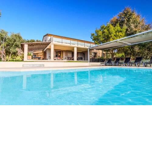 Villa in Pollenca Sleeps 10 includes Swimming pool Air Con and WiFi 2