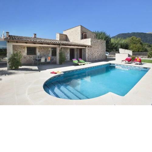 Villa in Pollenca Sleeps 6 includes Swimming pool Air Con and WiFi 6