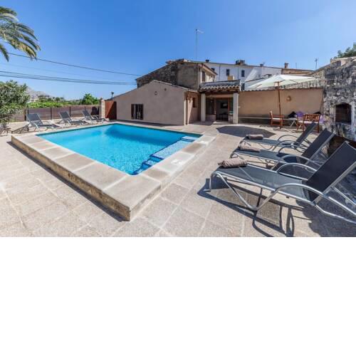Villa in Pollenca Sleeps 6 includes Swimming pool and Air Con 6