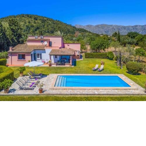 Villa in Pollenca Sleeps 8 includes Swimming pool Air Con and WiFi 1