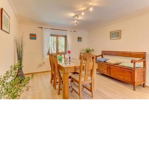Villa in Pollenca Sleeps 8 includes Swimming pool and Air Con 6