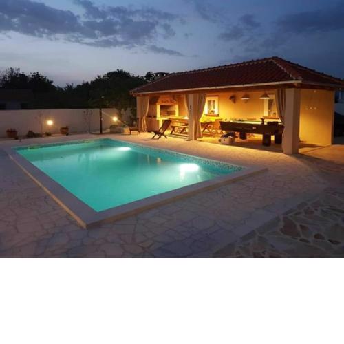Villa in Pridraga with Swimming Pool and 5-Person Jacuzzi