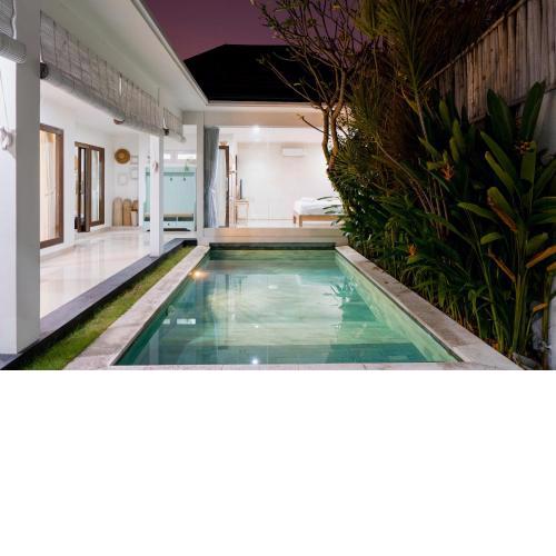 Villa in prime location middle canggu and Seminyak