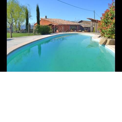 Villa in Sant Genis Sleeps 12 with Pool