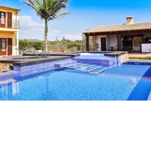 Villa in s'Horta Sleeps 8 with Pool Air Con and WiFi