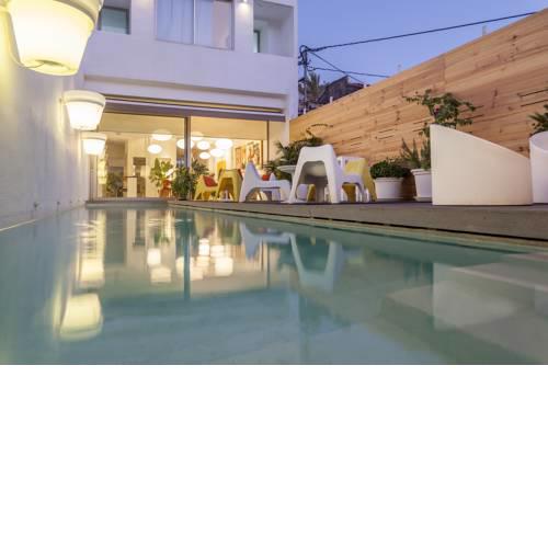 VILLA In VALENCIA WITH POOL ON THE BEACH