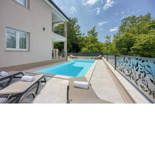 Villa IN