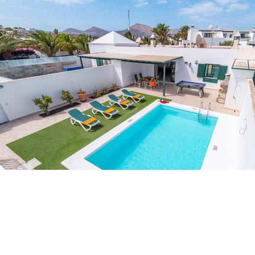 Villa Indigo by Villa Plus