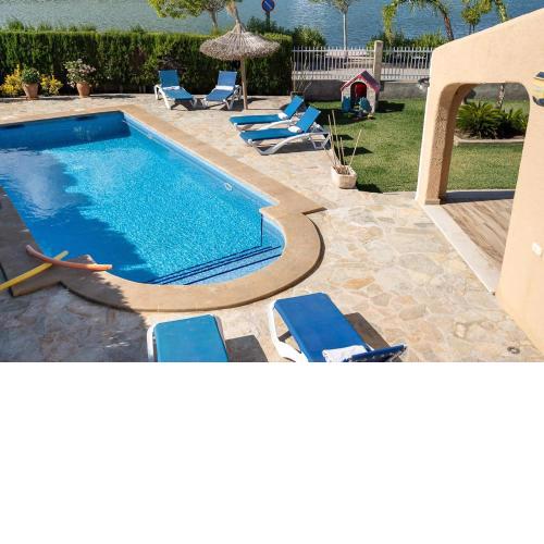 Villa Iris