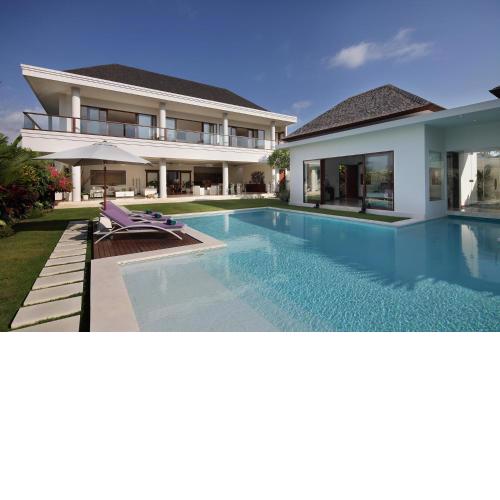 Villa Istana Putih by Nakula