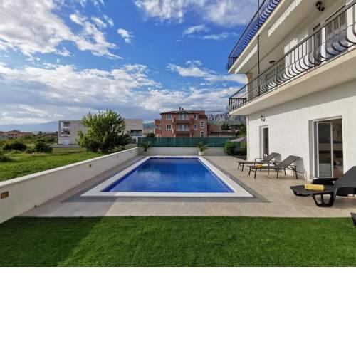 Villa J&D