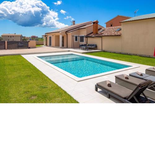 Villa Jessica with pool and hydromassage, garden, BBQ