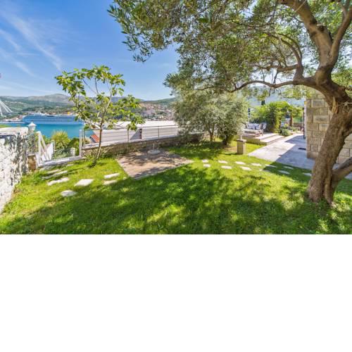 Villa Jolanda Apartments