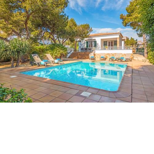 Villa Jose Blanc by Villa Plus