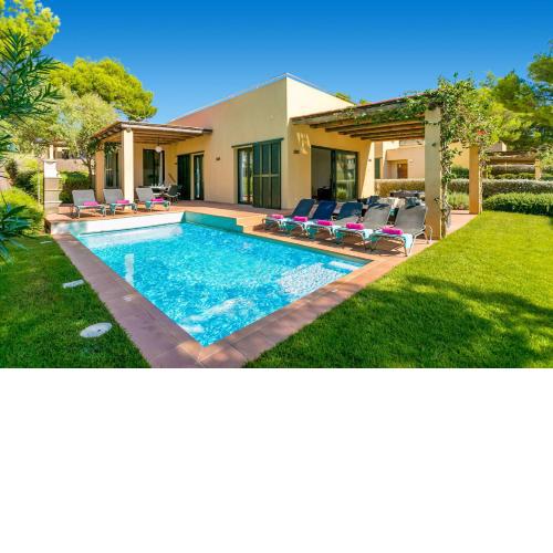 Villa Josefa by Villa Plus