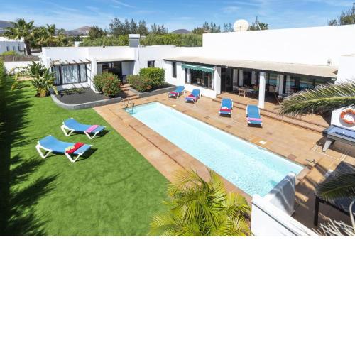Villa Josephine by Villa Plus