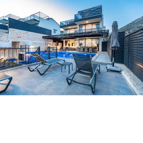 Villa Kamile Sultan Deniz manzaralı jakuzili villa