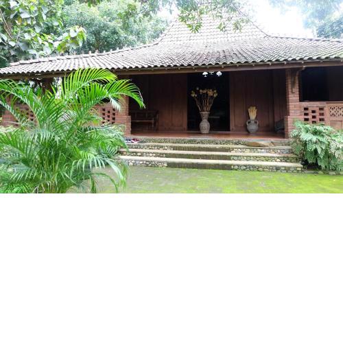 Villa Karang Kedempel Bandungan SimplyHomy