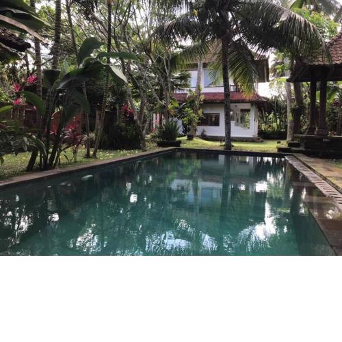 Villa Kassi: 1 bed en-suite, large garden, pool.