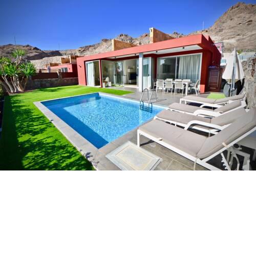 Villa Katarina in beautiful Tauro with private heated swimming pool