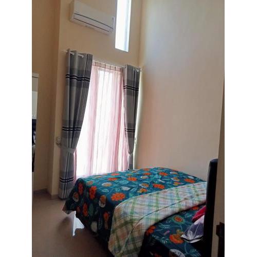 Villa Kayana Regency F-9 Batu