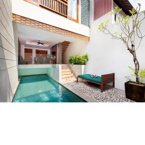 Villa Kayu Raja