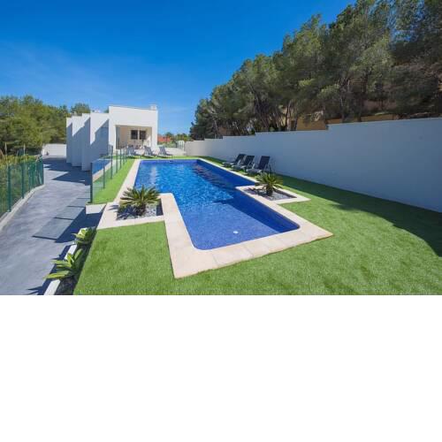 Villa Kobe - Plusholidays