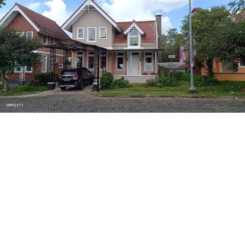 Villa kota bunga 3 BR Kolam renang pribadi
