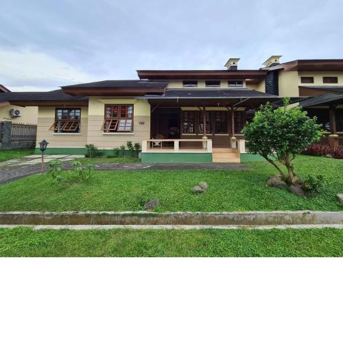 Villa Kota Bunga by Lingga Rooms
