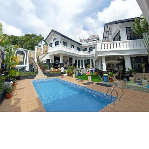 Villa Kota Bunga Malini 10