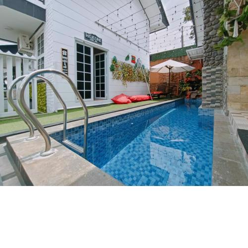 Villa Kota Bunga Malini 5