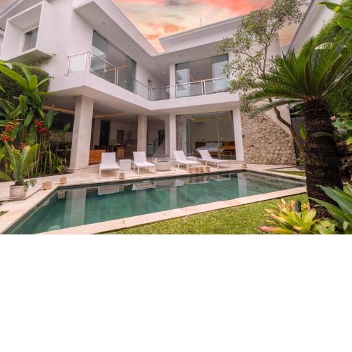 Villa Kusamakura Seminyak