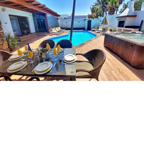 Villa La Encantada