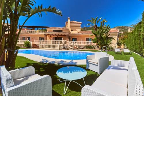 Villa La Hacienda