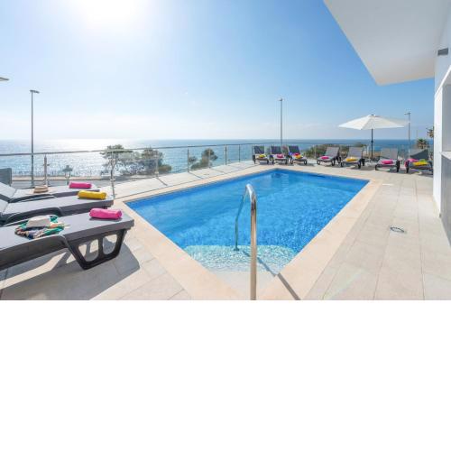 Villa Ladera Vista by Villa Plus