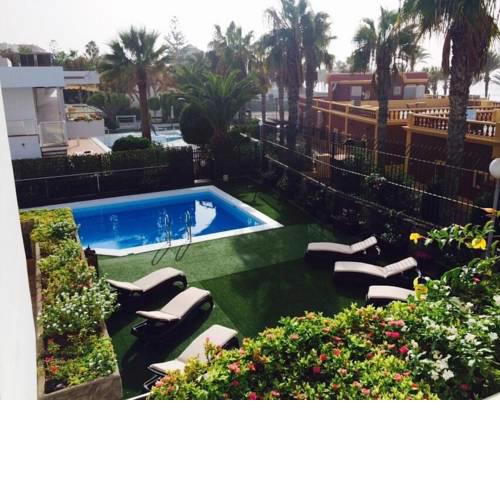 Villa Las Americas