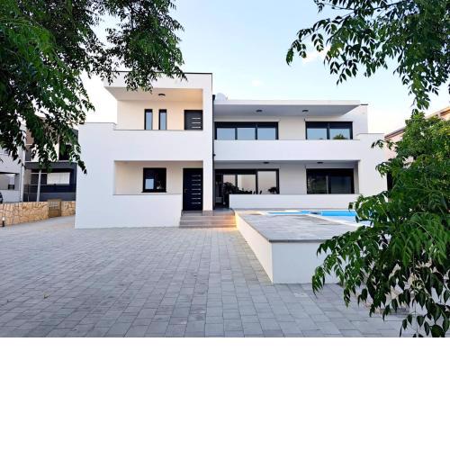Villa Leptirić
