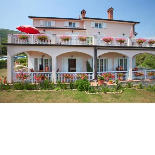 Villa Lidija