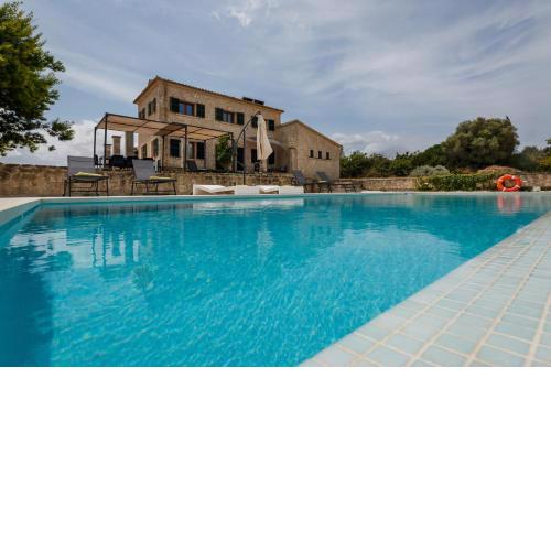 Villa LLoret Family