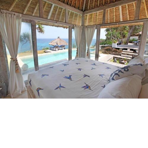 Villa Lumba Lumba - Oceanfront & Spectacular View!