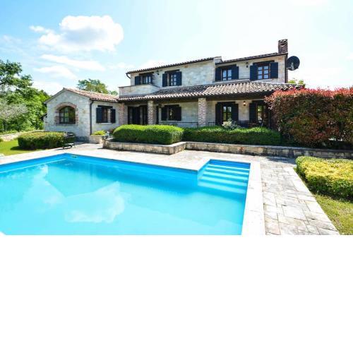 Villa Lunaria - Istrian Villa with pool