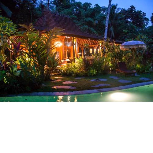 Villa Mahadevi Jungle Retreat Joglo 1