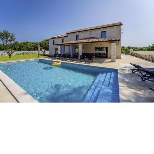 Villa Mara in Marići - Haus für 10 Personen