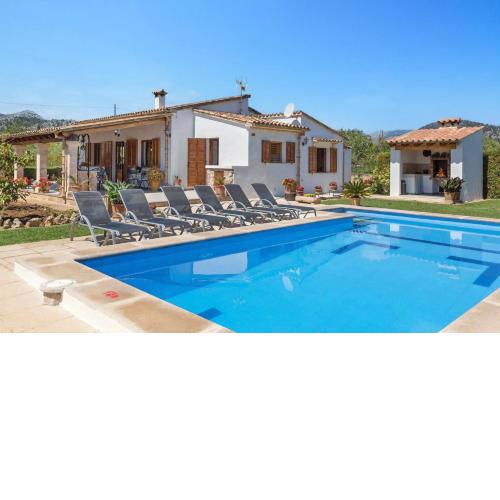 Villa Margalida II by Villa Plus