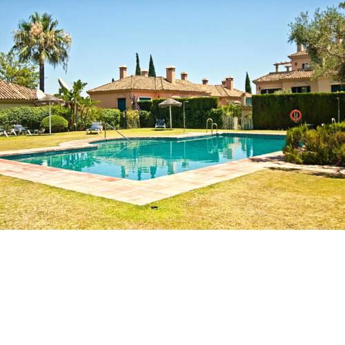 Villa Maria Your Luxury Retreat with a Quiet Pool