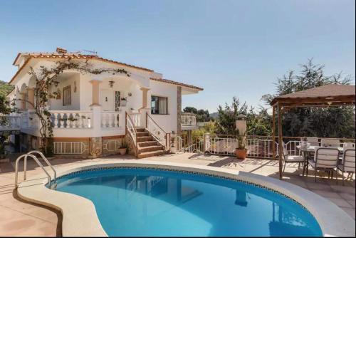 Villa Maria